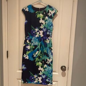 Beautiful Vince Camuto floral dress 4